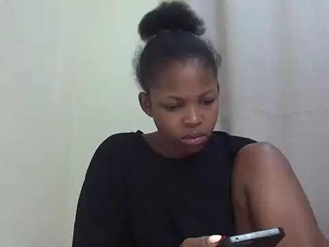 Snapshot of queen-sasha chatting on 02-03-26, 06:33 queen-sasha online show from 02-03-26, 06:33