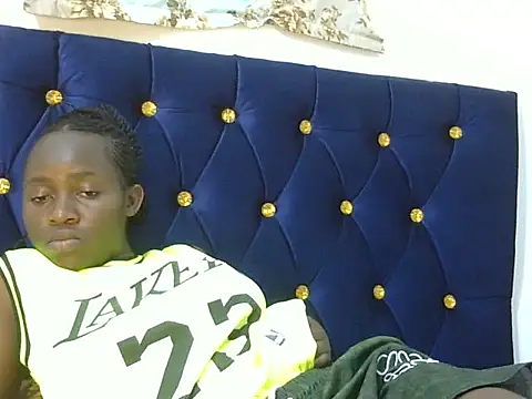 Seeexxxy-bree online show from 11-01-25, 11:37