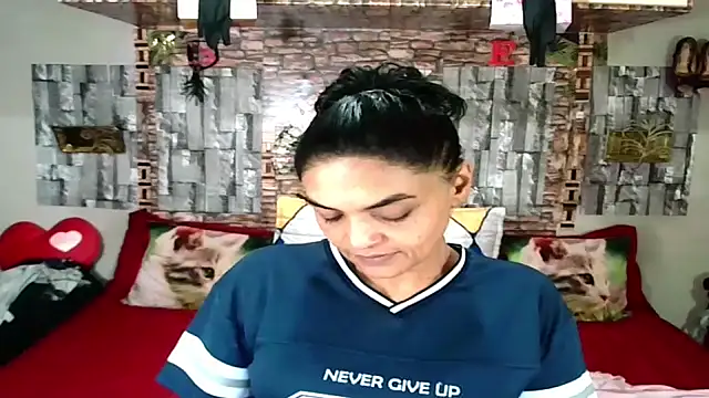 Indian Blaze00 online show from 11-09-25, 07:40