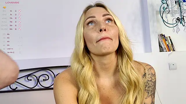 Hotel  California online show from 10-26-25, 09:10