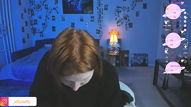 Snapshot of CallMeEffy1 chatting on 10-13-25, 06:31 CallMeEffy1 online show from 10-13-25, 06:31