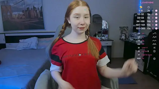 CallMeEffy1 online show from 05-13-26, 04:25