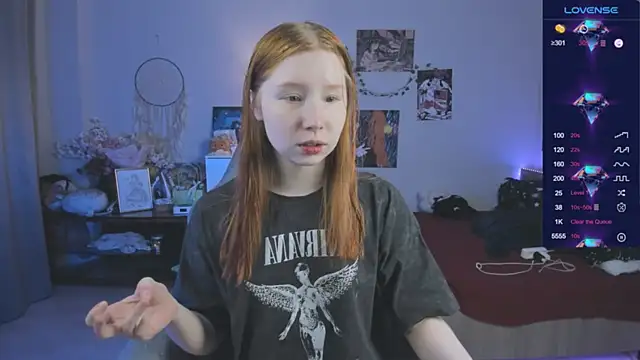 CallMeEffy1 online show from 12-21-25, 03:36