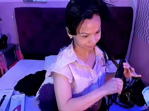 candysmitxxx online show from 02-18-26, 01:14