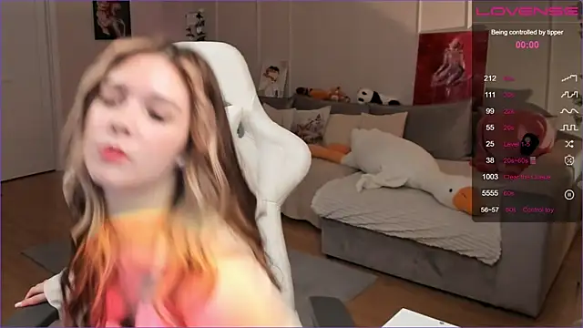 Frau Lina online show from 03-03-26, 03:30