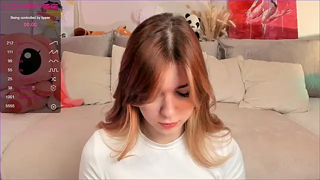 Frau Lina online show from 11-04-25, 02:43