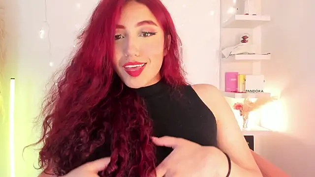 Snapshot of veronicaxx69 chatting on 06-11-26, 03:36 veronicaxx69 online show from 06-11-26, 03:36
