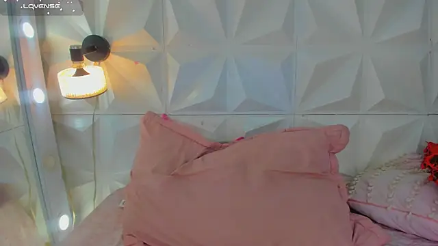 cute latinaxxx online show from 06-02-26, 01:38