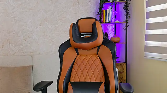 AdanReilly online show from 01-27-25, 07:56