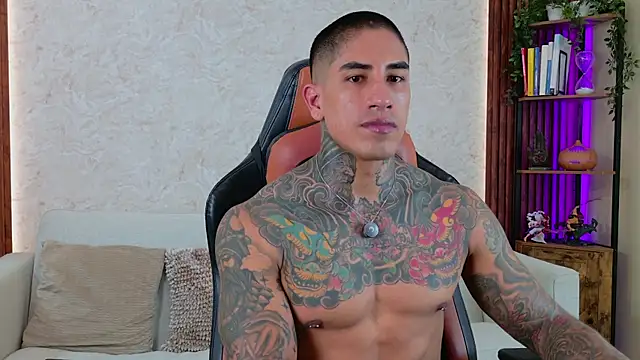 AdanReilly online show from 04-15-26, 03:49