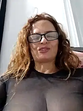 CioniWeiss online show from 09-18-25, 03:42