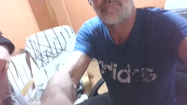 Lia Y PatrickX online show from 12-21-25, 02:46