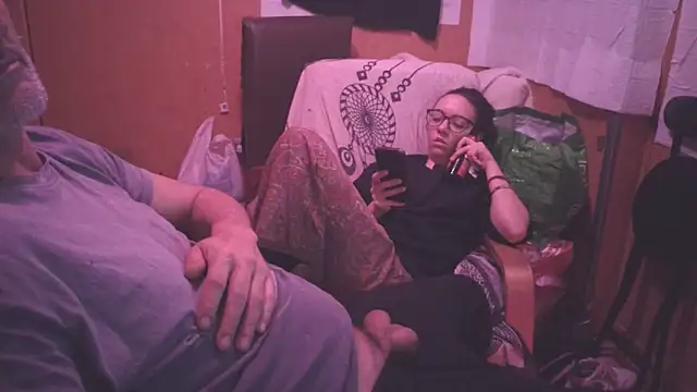 Lia Y PatrickX online show from 12-15-25, 04:57