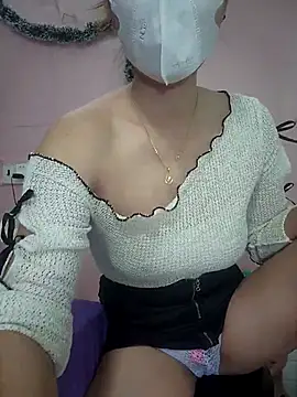 Snapshot of zizi_public chatting on 03-08-25, 08:11 zizi public online show from 03-08-25, 08:11