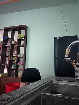 Snapshot of zizi_public chatting on 03-05-25, 04:02 zizi public online show from 03-05-25, 04:02