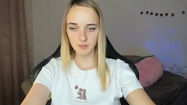 RouseReed online show from 11-12-25, 01:04