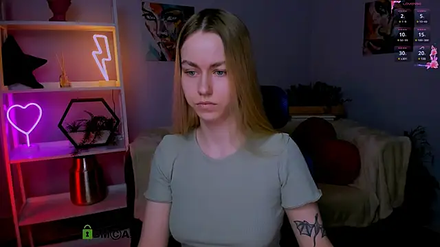 scarlet mooore online show from 03-10-25, 08:12