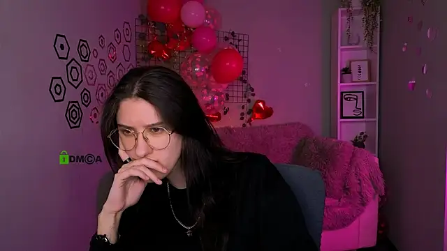 Snapshot of scarlet_mooore chatting on 02-28-26, 11:15 scarlet mooore online show from 02-28-26, 11:15