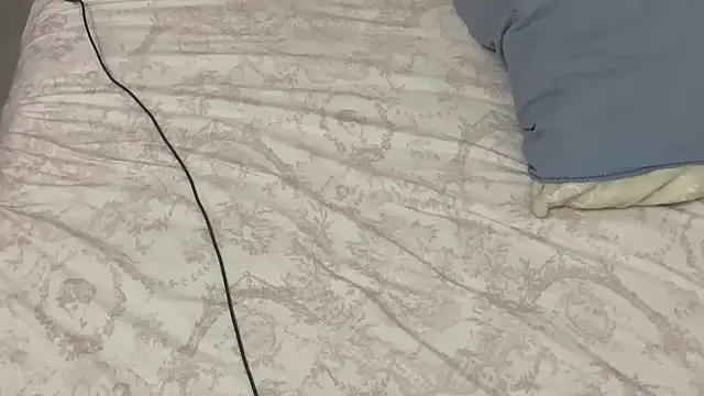 Ceyceys online show from 10-29-25, 05:12