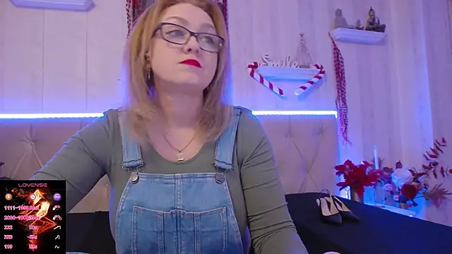 LadyJeen online show from 12-18-25, 03:38