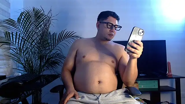 Snapshot of dap_XOXO chatting on 06-16-26, 11:05 dap XOXO online show from 06-16-26, 11:05