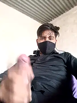 Snapshot of Pussy_lover_33 chatting on 10-27-25, 05:52 Pussy lover 33 online show from 10-27-25, 05:52