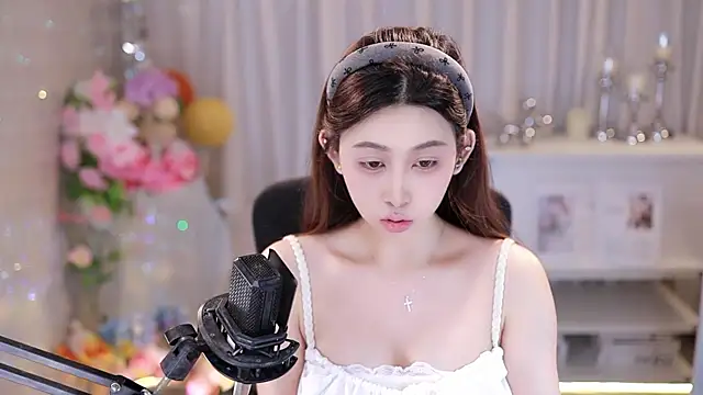 SleepArtist online show from 10-20-25, 08:04