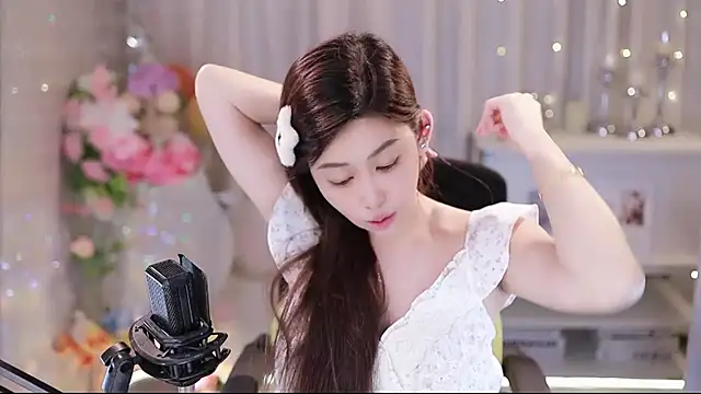 SleepArtist online show from 10-22-25, 02:33