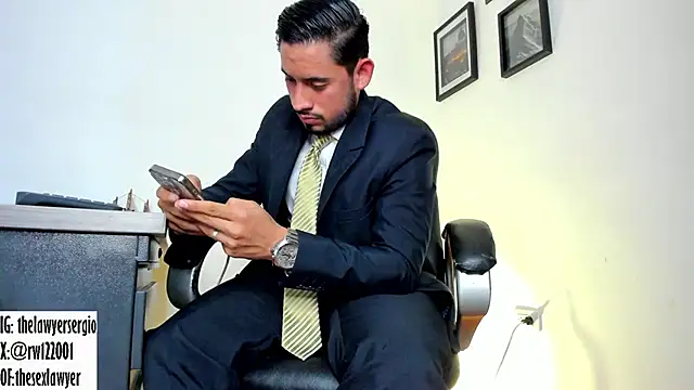 Snapshot of thesexlawyer1 chatting on 02-04-25, 10:24 thesexlawyer1 online show from 02-04-25, 10:24