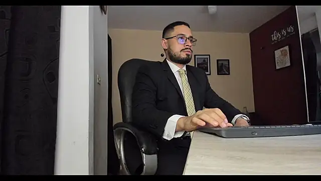 thesexlawyer1 online show from 01-08-26, 02:28