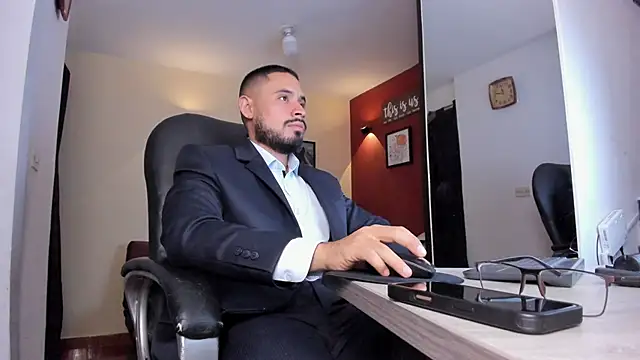 thesexlawyer1 online show from 04-10-26, 04:41