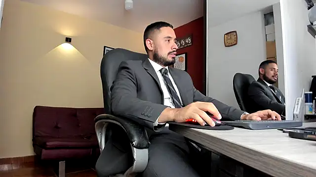 Snapshot of thesexlawyer1 chatting on 04-28-26, 02:49 thesexlawyer1 online show from 04-28-26, 02:49
