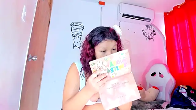 Emily Coper18 online show from 02-16-26, 01:54