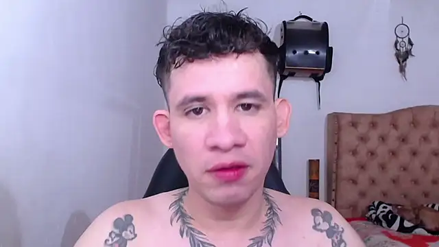 Snapshot of cute_eidenx chatting on 05-25-26, 02:55 cute eidenx online show from 05-25-26, 02:55