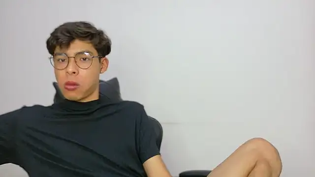 Jacotnk online show from 03-18-25, 05:23