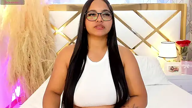 EmmaWeest online show from 10-08-25, 10:21