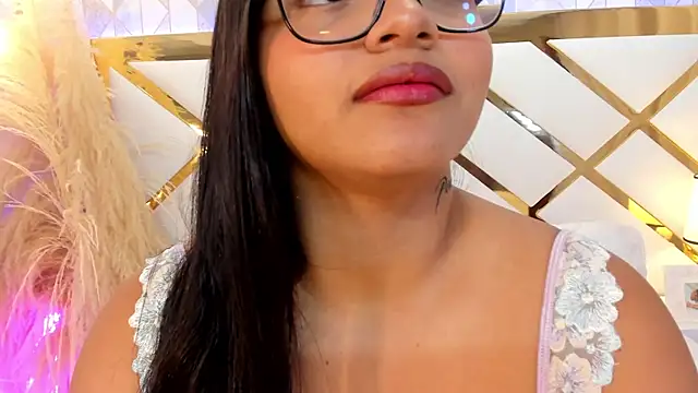 EmmaWeest online show from 09-17-25, 10:45