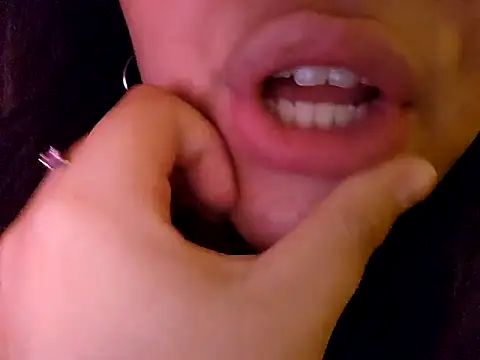 Blanquitaaa online show from 03-12-25, 07:58