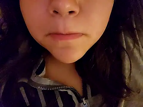 Blanquitaaa online show from 03-18-25, 02:51