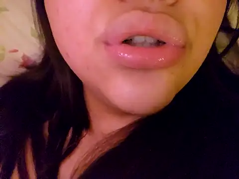 Blanquitaaa online show from 03-22-25, 08:40