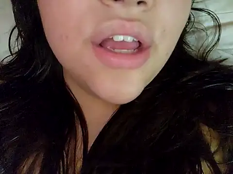 Blanquitaaa online show from 02-19-25, 06:32