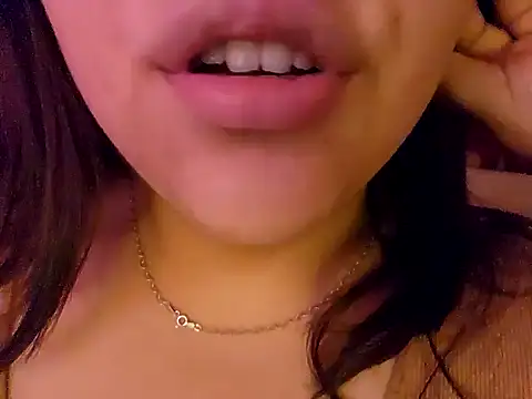 Blanquitaaa online show from 12-07-24, 07:27