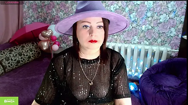 Julia-ru online show from 04-13-26, 07:51