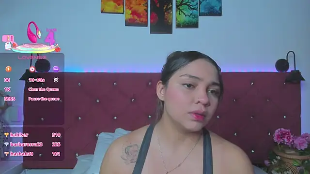 Snapshot of Abril_Gomez06 chatting on 11-22-25, 08:08 Abril Gomez06 online show from 11-22-25, 08:08