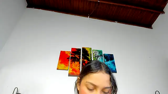 Snapshot of Abril_Gomez06 chatting on 11-24-25, 09:04 Abril Gomez06 online show from 11-24-25, 09:04