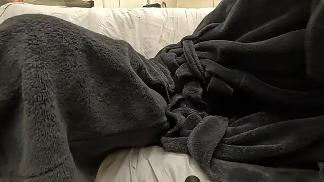 Snapshot of joeiandola chatting on 02-14-26, 06:08 joeiandola online show from 02-14-26, 06:08