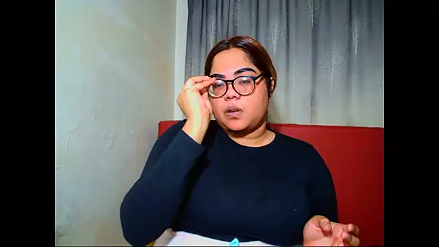 Snapshot of Indian_Lola00 chatting on 07-24-26, 05:20 Indian Lola00 online show from 07-24-26, 05:20