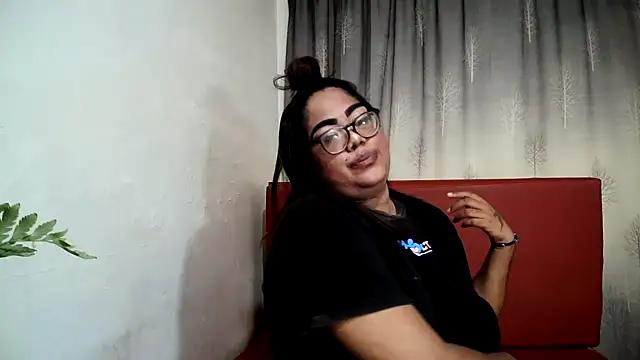 Indian Lola00 online show from 02-14-25, 09:32