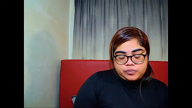 Snapshot of Indian_Lola00 chatting on 07-27-26, 05:09 Indian Lola00 online show from 07-27-26, 05:09