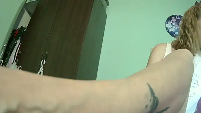 Snapshot of SexyGioconda chatting on 07-11-26, 11:54 SexyGioconda online show from 07-11-26, 11:54